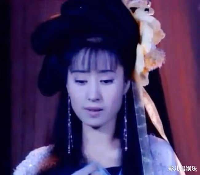 眾女星同演「聶小倩」:楊冪秀氣、劉亦菲妖氣,而她卻演出新高度