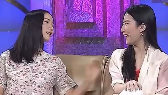 「劉亦菲媽媽」劉曉莉的錯位人生,為了女兒犧牲自己可曾後悔過?