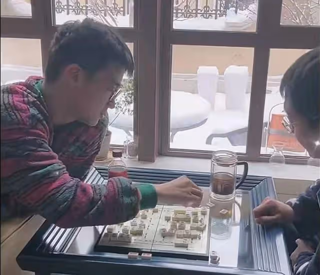高秀敏女兒罕見曝光,與老公兒子住豪宅,小別墅內景曝光太奢華