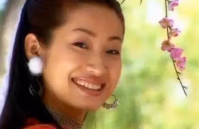 那些尬演「大美人」的女演員看得我虎軀一震!