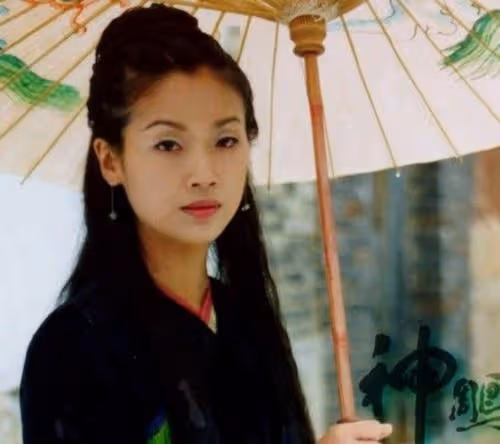 那些尬演「大美人」的女演員看得我虎軀一震！