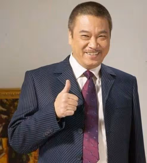 2021年去世的10位明星,風光背後都是淚水與辛酸