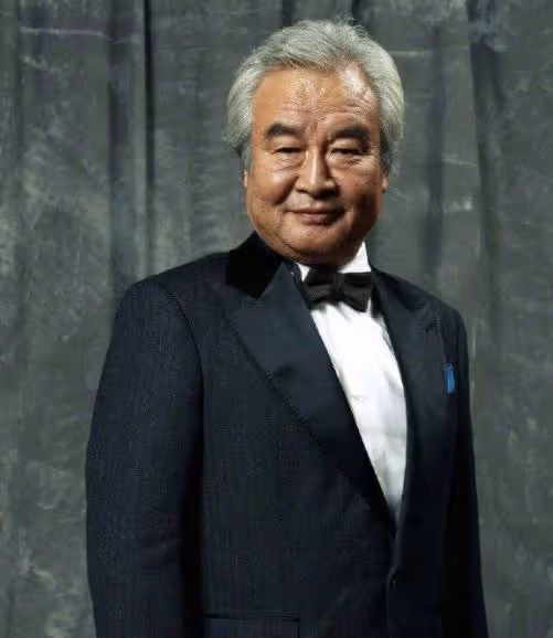 2021年去世的10位明星,風光背後都是淚水與辛酸