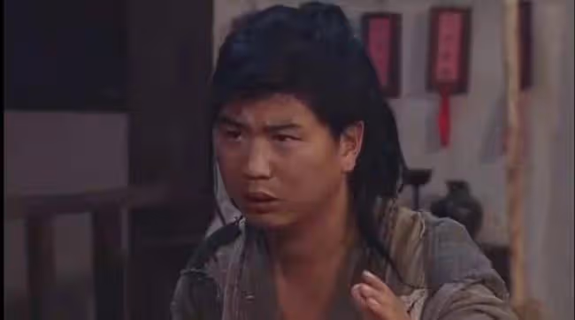 武林外傳男星河南做公益！免費給農民工發熱粥，忙前忙後樸素低調