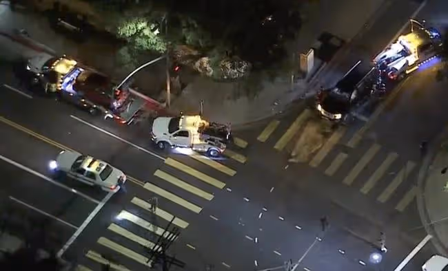 74歲施瓦辛格出嚴重車禍!四車相撞場面慘烈,致一女車主頭部受傷