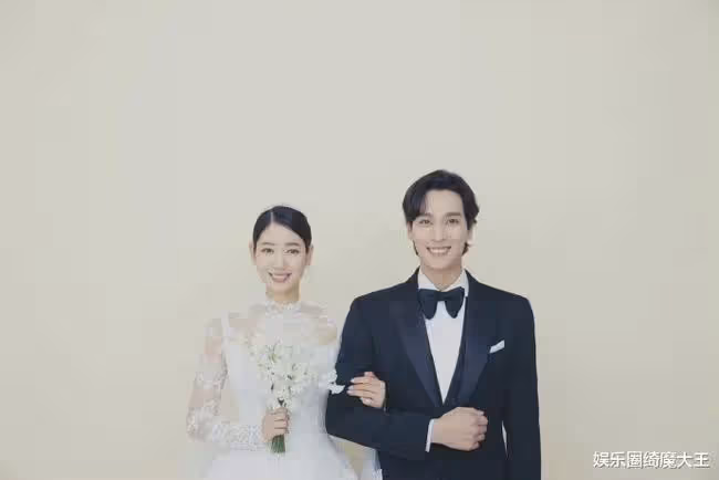 朴信惠大婚,回顧她的六位緋聞男友,李敏鎬李鍾碩只是冰山一角