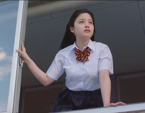 「千年難遇」橋本環奈:曾靠顏值走紅日本,後因顏藝大作自毀形象