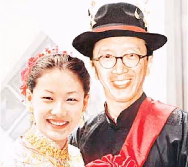 「跳水皇后」伏明霞:老公比自己父親小2歲,又能賺錢又很體貼