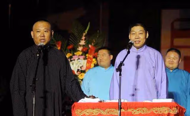 黑色八月風波驟起,郭麒麟張雲雷回社內「救駕」,郭德綱絕處逢生
