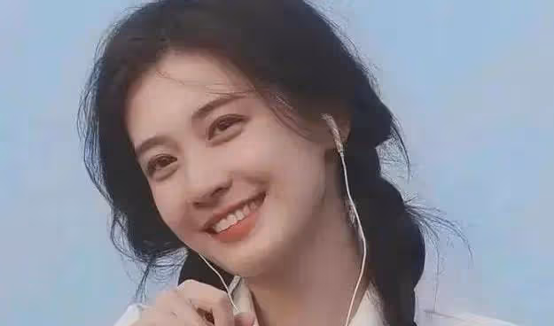 身為悶葫蘆的我鐵樹開花,我的女孩,被我包裹得如珠似玉