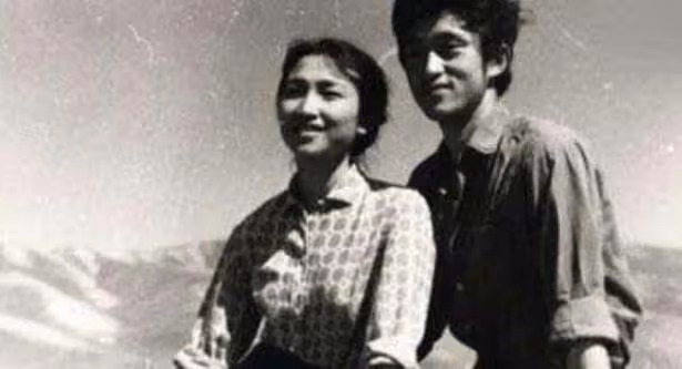 她等了40年,得知愛的男人死後,她穿著旗袍和「屍體」結婚了