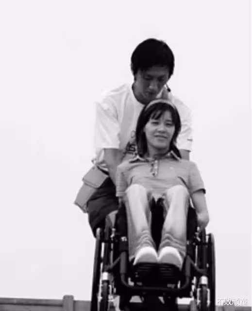 「跳馬皇后」桑蘭:17歲摔成全身癱瘓,33歲產子,41歲還想生二胎