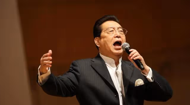 同是李雙江親骨肉卻天差地別,一個鋃鐺入獄,一個低調謙虛