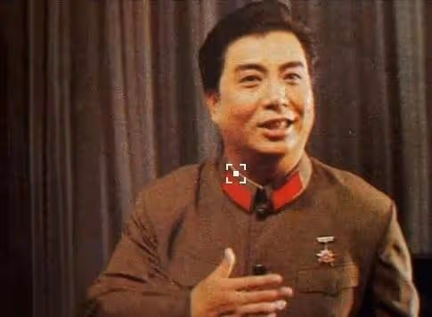 同是李雙江親骨肉卻天差地別,一個鋃鐺入獄,一個低調謙虛