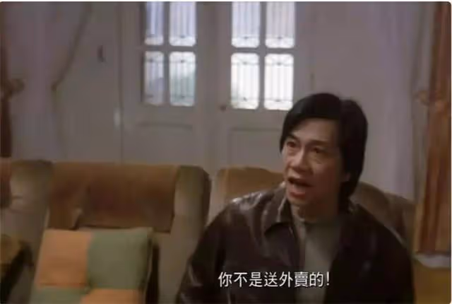 56歲香港男演員當飯店雜工:人到中年,最大的恐懼是一事無成