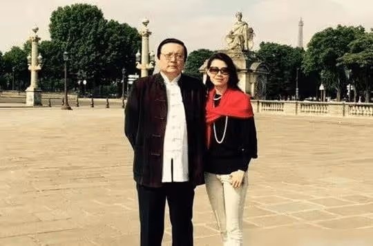 老梁妻子原來是央視一朵花,結婚多年不生孩子,承認「丁克」