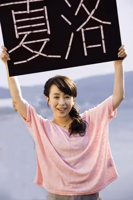 不愧是喜劇女王,生了娃後更猛,直衝百億票房