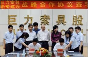 隱忍8年才公開身份，一年兩億零花錢，黃聖依的故事有多精彩？