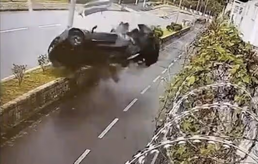 烏龍一場?TVB實力配角疑遇到嚴重車禍,事故現場畫面觸目驚心