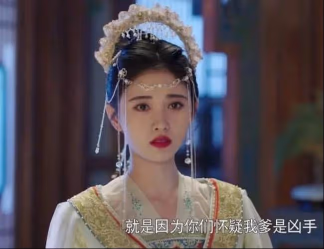 鞠婧禕半永久妝容再上一層樓，造型讓人迷惑，她還想當演員嗎？