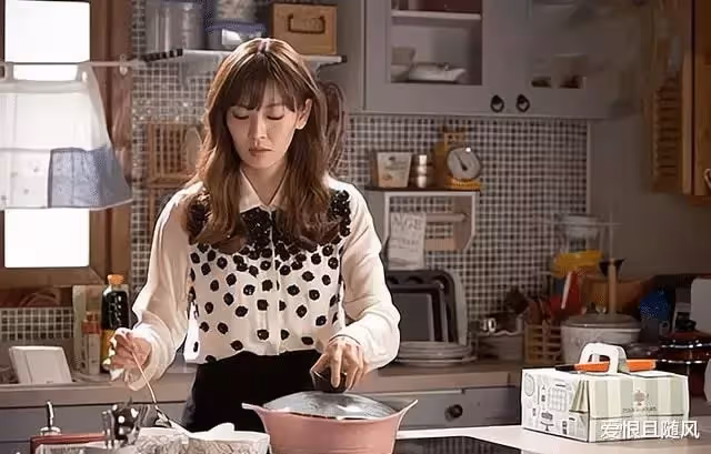 「我兒堂堂大學生,你這叫高攀」新娘一開口,婆婆的優越感成笑柄