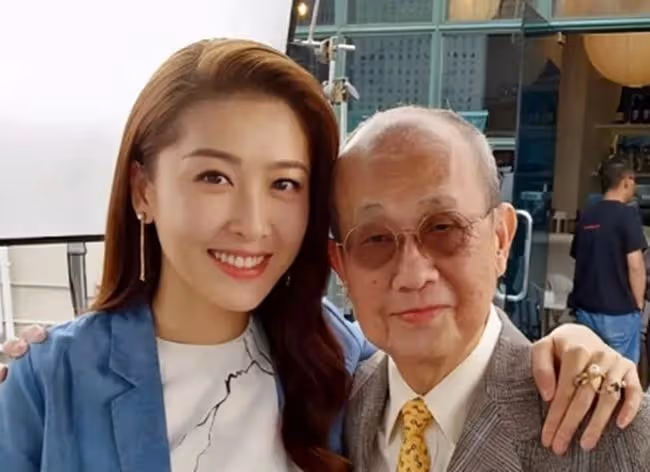 一路走好!知名配音員朱子聰設靈,恩師悲痛不已,手寫千字文悼念