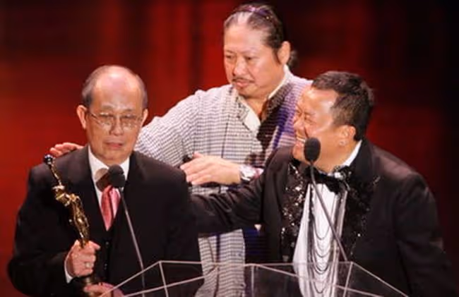 一路走好!知名配音員朱子聰設靈,恩師悲痛不已,手寫千字文悼念
