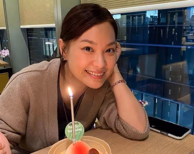 香港著名女星時隔10年宣布復出,顏值在線保養得宜,已成兩孩之母