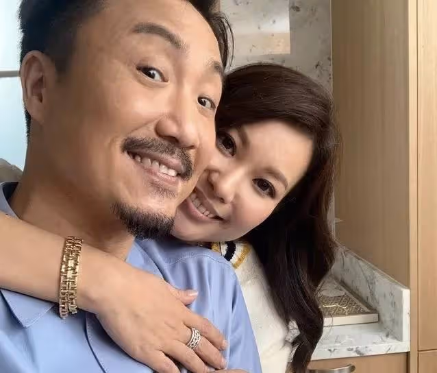 香港著名女星時隔10年宣布復出,顏值在線保養得宜,已成兩孩之母