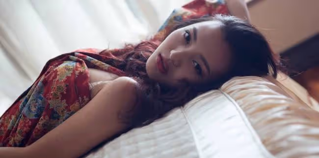 趁男友睡覺,我翻看了一夜他的出軌聊天記錄,好噁心