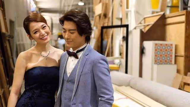 奢華!TVB《愛回家》龔燁喜迎41歲生日,粉絲花十萬元為其應援
