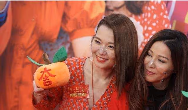 奢華!TVB《愛回家》龔燁喜迎41歲生日,粉絲花十萬元為其應援