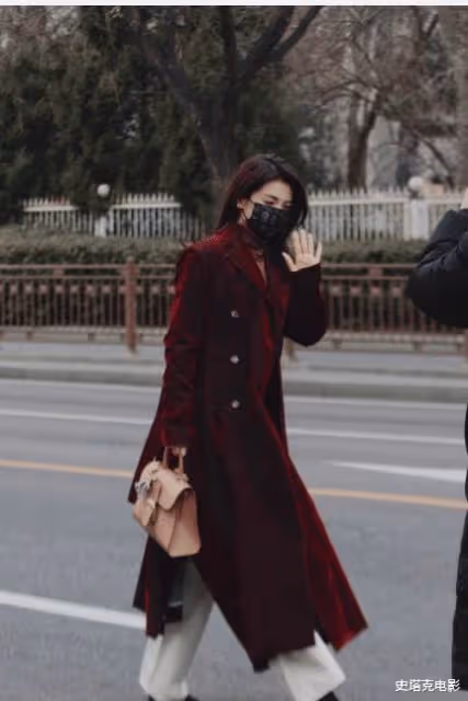 春晚彩排:劉濤大氣,趙麗穎可愛!而最大的贏家卻是這兩位女士