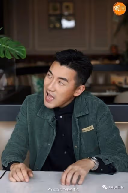 爆太太產後變自戀狂！TVB當紅小生甜蜜說：這個世界只有她是對的