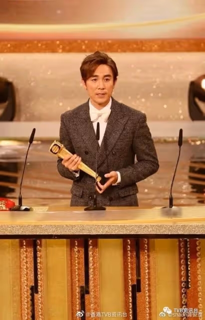 譚俊彥拿完視帝唔鬆懈︱岑麗香進駐內地社交網