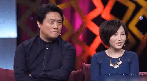 19歲與導演私奔,地下室內生下3胎,丈夫用7部劇將其捧紅!