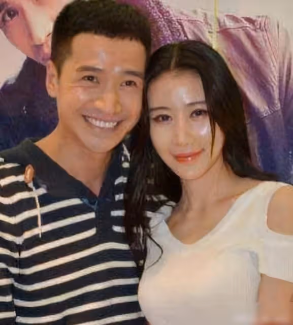 4位被富婆玩完就丟的男星,有人50多也不閒著,網友:軟飯難吃