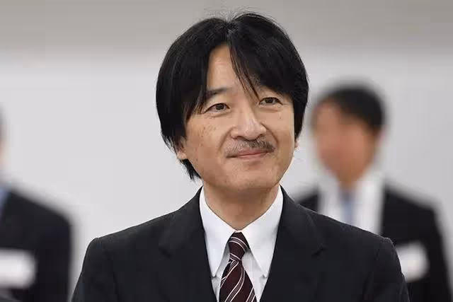 秋筱宮到底有多少秘密?生母是演員加茂櫻?他的泰國情人又是誰?