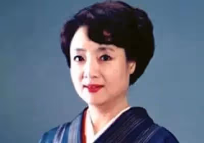 秋筱宮到底有多少秘密?生母是演員加茂櫻?他的泰國情人又是誰?