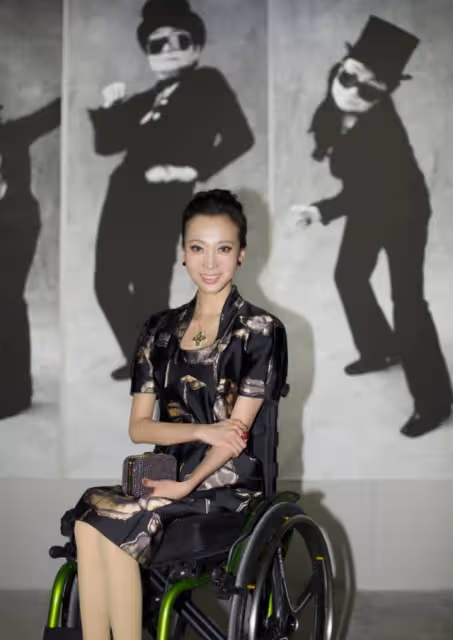 她本是《絲路》主角，卻意外摔成高位截癱，張藝謀：為開幕式奉獻
