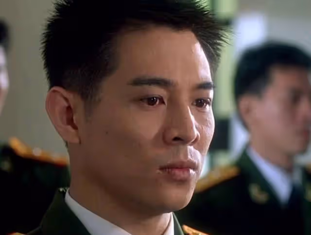 李連杰背景有多強?魯豫問他爺爺是誰,李連杰:我敢說,你不敢播