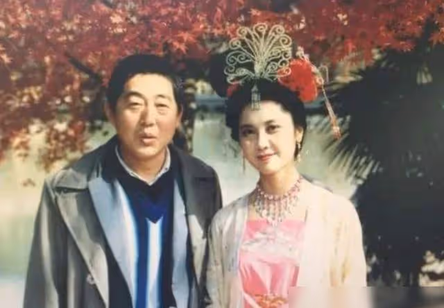 被譽「中國第一美女」,和丈夫丁克15年不要孩子,68歲長這樣