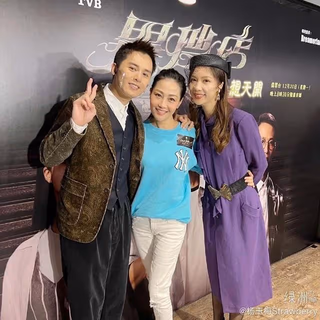 56歲TVB女星憑反派火出圈,稱已單身8年,身邊有二十多歲追求者