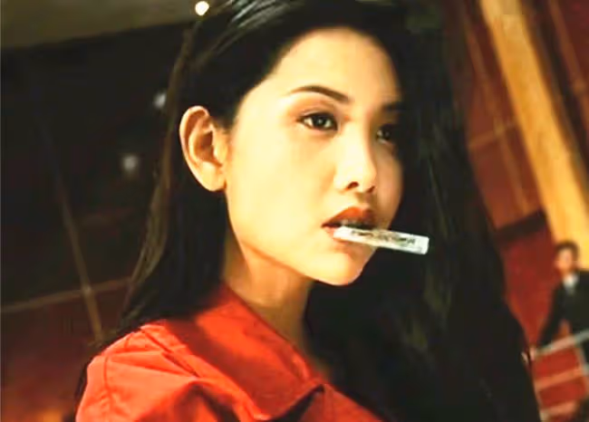 邱淑貞18歲二女兒罕露面,顏值大幅提升,氣質出眾不輸姐姐沈月