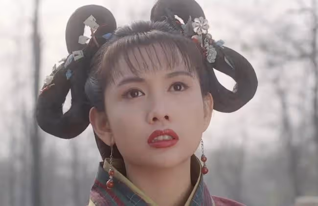 邱淑貞18歲二女兒罕露面,顏值大幅提升,氣質出眾不輸姐姐沈月