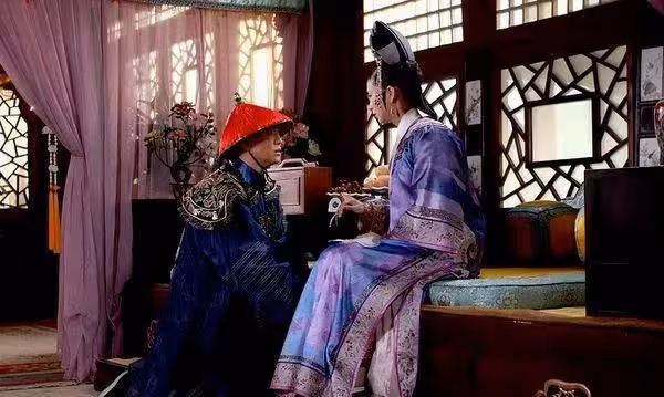 《甄嬛傳》播出十周年，主角大火配角走紅，只有她遭到全網謾罵