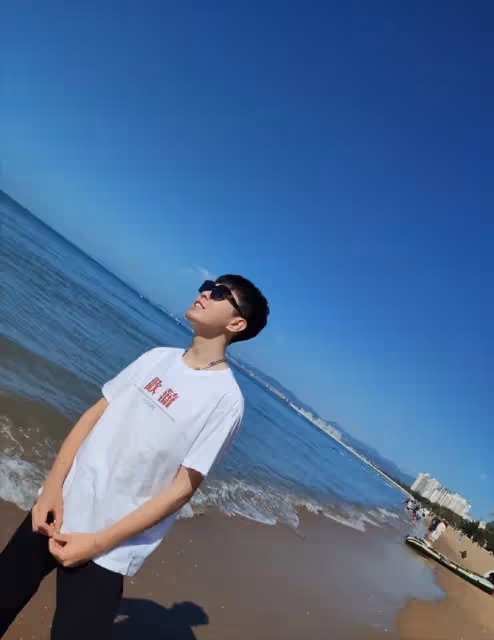 尋親網紅自殺身亡細節曝光,跳海前吞服幾十片藥,舅媽幫操持後事