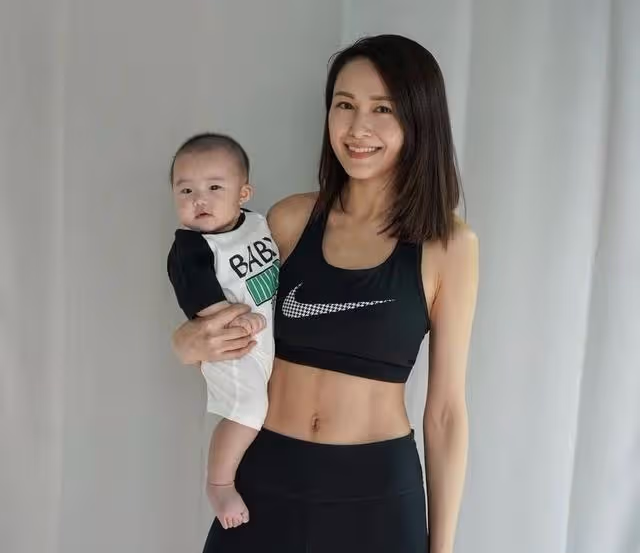 香港著名女星被曝情變,丈夫疑婚內出軌有多個情人,高情商回應