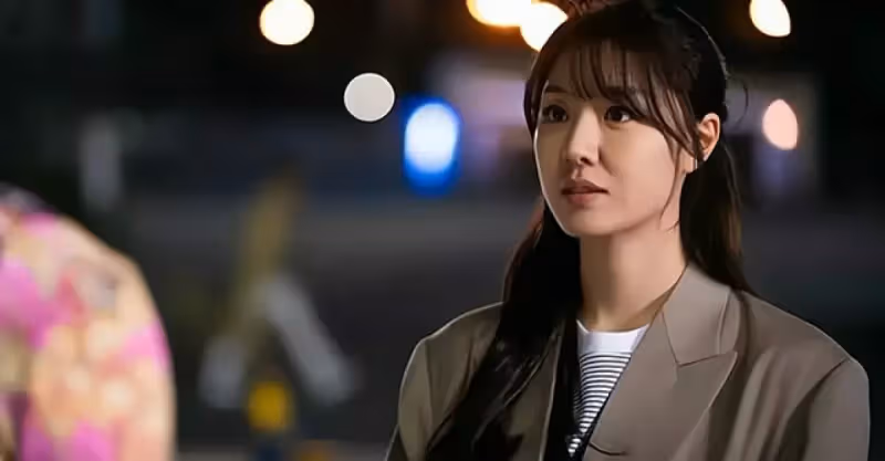 小姑子回娘家過年，第二天就給嫂子立家規，臘月29被婆婆踢出家門