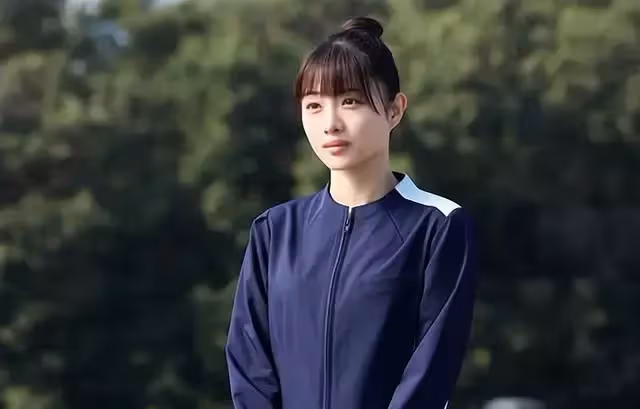 小姑子回娘家過年,第二天就給嫂子立家規,臘月29被婆婆踢出家門